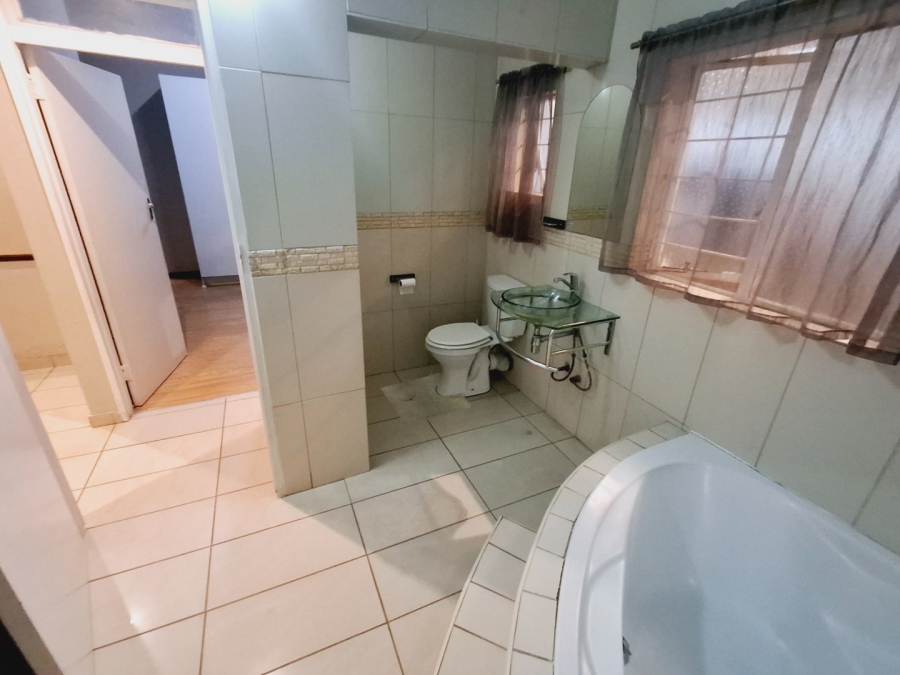 3 Bedroom Property for Sale in Vaalpark Free State